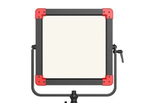 SWIT PL-E60P 3KIT zestaw trzech lamp ze statywami i torbowalizką